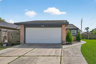 20206 Misty Pines Dr, Humble, TX 77346 - Photo 1
