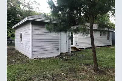 131 Frontier Lane, Freeport, TX 77541 - Photo 19