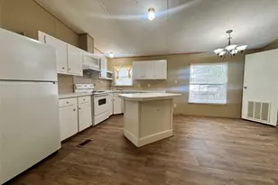 9634 Live Oak Trail, Willis, TX 77318 - Photo 7