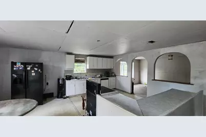 692 Cashs Creek Rd Road, Blessing, TX 77465 - Photo 7
