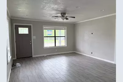 428 Azalea Street, Lake Jackson, TX 77566 - Photo 3