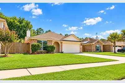 5226 Chasewood Drive, Bacliff, TX 77518 - Photo 43