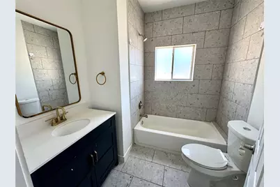 7 Hunt Street, Houston, TX 77003 - Photo 13
