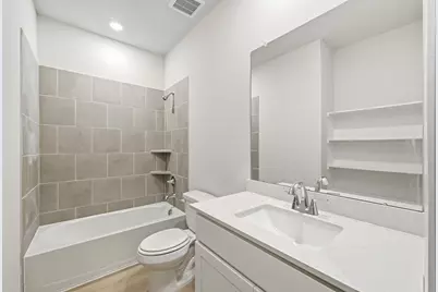 10615 Crockett Meadows Boulevard, Conroe, TX 77306 - Photo 9