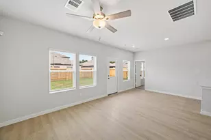 10615 Crockett Meadows Blvd, Conroe, TX 77306 - Photo 17