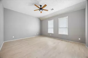 3324 Masters Point Dr, Houston, TX 77091 - Photo 7