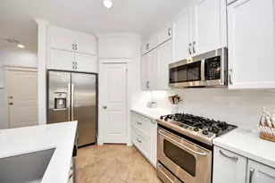 1325 Prince St, Houston, TX 77008 - Photo 7