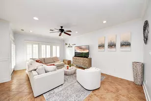 1325 Prince St, Houston, TX 77008 - Photo 11