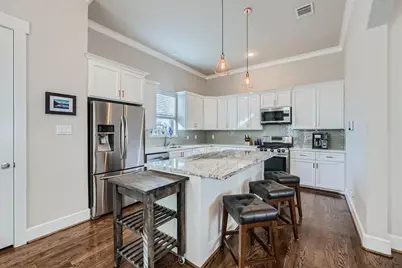 880 Wakefield Drive #A, Houston, TX 77018 - Photo 13