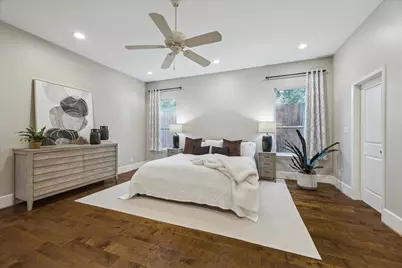 10818 Pepper Lane, Houston, TX 77079 - Photo 15