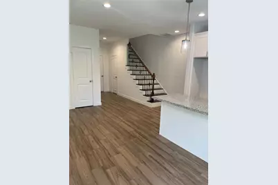 5314 Longmeadow Street #B, Houston, TX 77033 - Photo 9