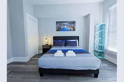 4310 Elsbury Street, Houston, TX 77006 - Photo 5