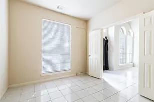 1138 Evandale Ln, Sugar Land, TX 77479 - Photo 5