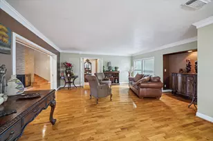 3449 N Parkwood Dr, Houston, TX 77021 - Photo 5