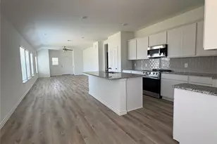 10465 Sugar Ml Dr, Conroe, TX 77306 - Photo 3