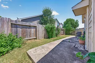 7870 Maverick Trace Ln, Cypress, TX 77433 - Photo 31