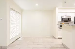 14600 Fonmeadow Dr, Houston, TX 77035 - Photo 9