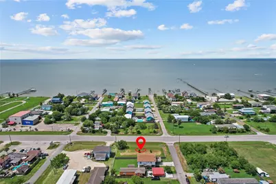 202 19th Street, Dickinson, TX 77539 - Photo 9