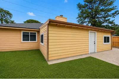 9114 Golden Sunshine Drive, Houston, TX 77064 - Photo 13