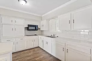 208 Preston St, La Marque, TX 77568 - Photo 17