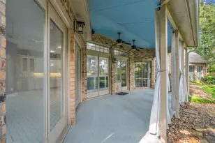 901 Longmire Rd, Conroe, TX 77304 - Photo 47