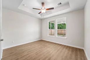 11940 Avian Ave, Conroe, TX 77303 - Photo 9