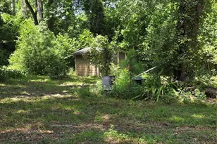 9739 Lake View Dr, Houston, TX 77365 - Photo 9