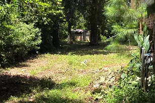 9739 Lake View Dr, Houston, TX 77365 - Photo 5