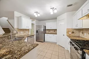 147 N Vesper Bend Cir, The Woodlands, TX 77382 - Photo 11