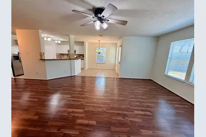 147 N Vesper Bend Circle, The Woodlands, TX 77382 - Photo 9