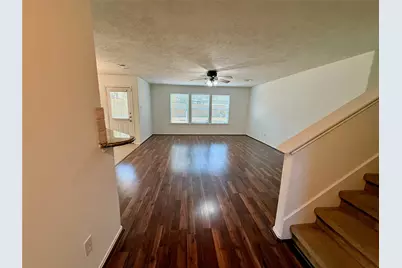 147 N Vesper Bend Circle, The Woodlands, TX 77382 - Photo 5