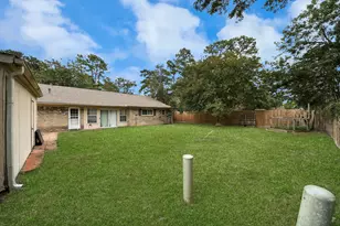 9607 Crail Dr, Spring, TX 77379 - Photo 9