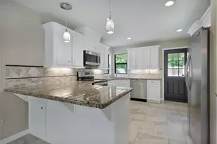 710 W Rollingwood, Pinehurst, TX 77362 - Photo 9