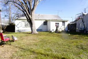 308 E East South St, Weimar, TX 78962 - Photo 9