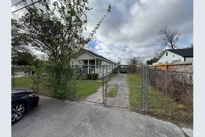 214 Palmyra Street, Houston, TX 77022 - Photo 7