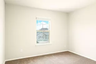 15422 Massey Forest Rd, Conroe, TX 77357 - Photo 13