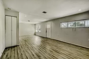 5014 Viking Dr, Houston, TX 77092 - Photo 9