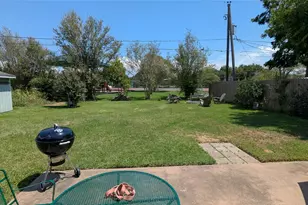 4413 N Heron Dr, Seabrook, TX 77586 - Photo 3