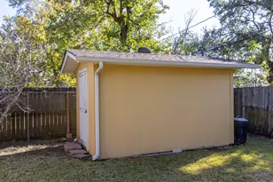 6131 Darnell St, Houston, TX 77074 - Photo 33