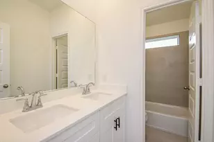 14515 Aston Pne Dr, Houston, TX 77032 - Photo 17