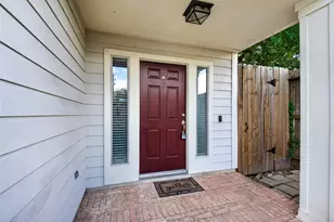 2735 Woodridge Manor Dr, Houston, TX 77087 - Photo 3