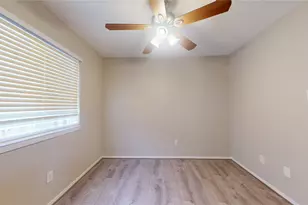 2331 Barrington Pl, Sugar Land, TX 77478 - Photo 31