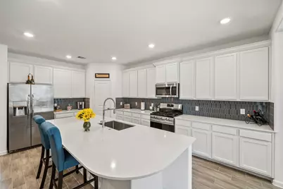 15003 Mulberry Hallow Street, Conroe, TX 77302 - Photo 9