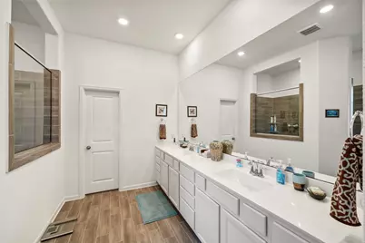 15003 Mulberry Hallow Street, Conroe, TX 77302 - Photo 17