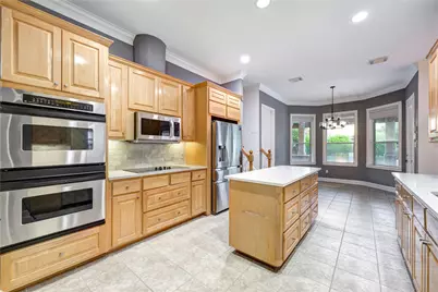 6206 Chestnut Peak Court, Kingwood, TX 77345 - Photo 7