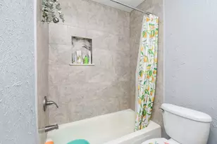 12469 Sharpview Dr, Houston, TX 77072 - Photo 13