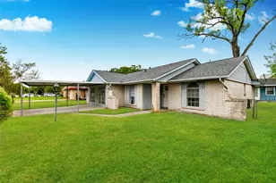 7210 Lumber Jack Dr, Houston, TX 77040 - Photo 3