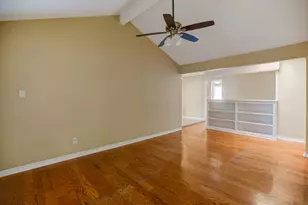 5139 Bungalow Ln, Houston, TX 77048 - Photo 7