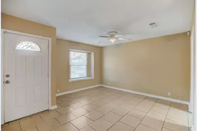 5139 Bungalow Lane, Houston, TX 77048 - Photo 3