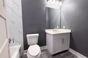 4704 Ward St, Houston, TX 77021 - Photo 13